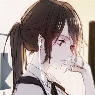 女孩玩拼豆不慎触电离世